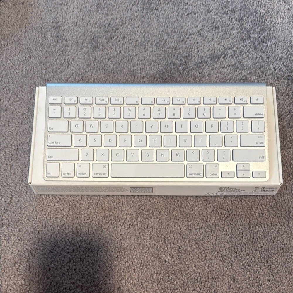 Apple Wireless Keyboard